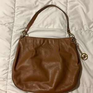 Michael Kors leather Purse 👜